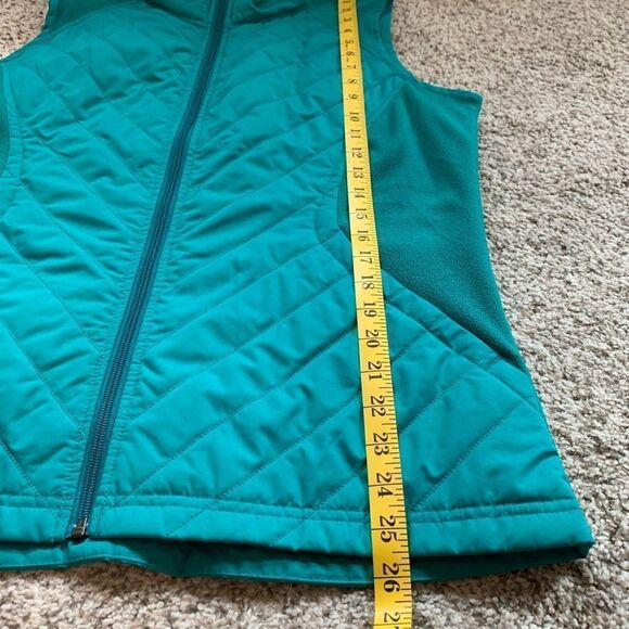 Columbia Quilted/Fleece Vest Size L - Picture 12 of 12